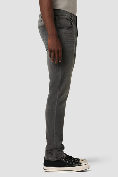 Fit 2 - Greyson: Slim Fit Light Grey Authentic Stretch Jean | rag & bone